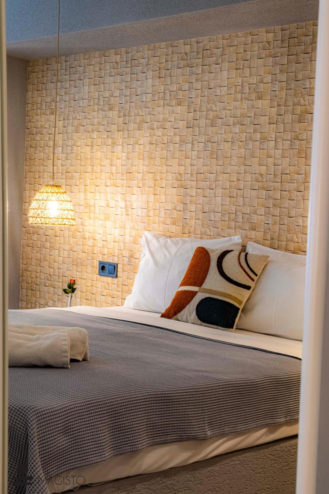 Magisto Loft *